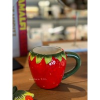 مق على شكل فراولة 