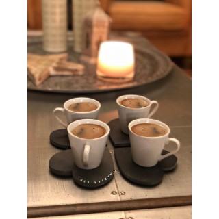 طقم مكون من 4 أكواب إسبريسو ومجموعة كوستر طقم مكون من 4 أكواب إسبريسو ومجموعة كوستر