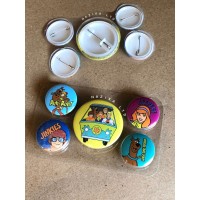 بروش للحقائب  سكوبي دو 